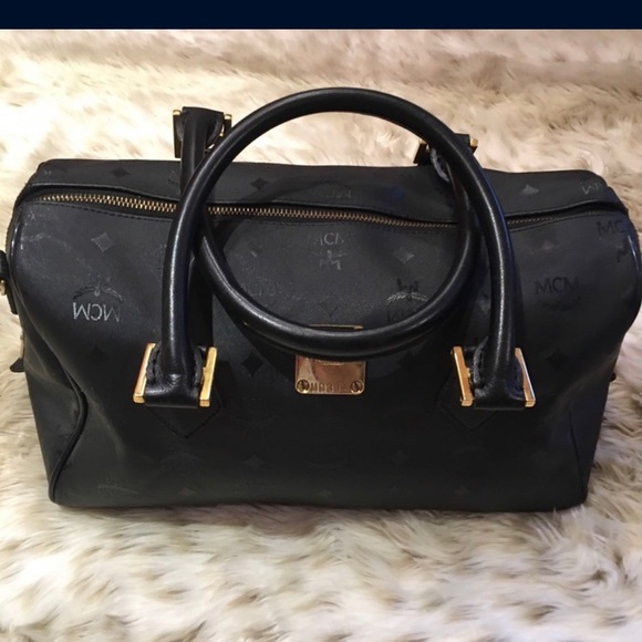 🖤MCM 💼 HOLIDAY BLOWOUT SALE!!! 🖤 - Picture 3 of 11